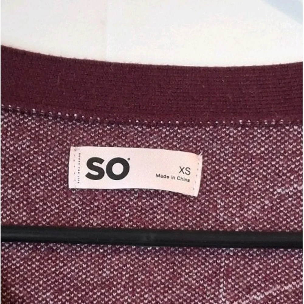 SO Maroon Printed Cropped Cardigan Junior Size XS - Picture 2 of 6